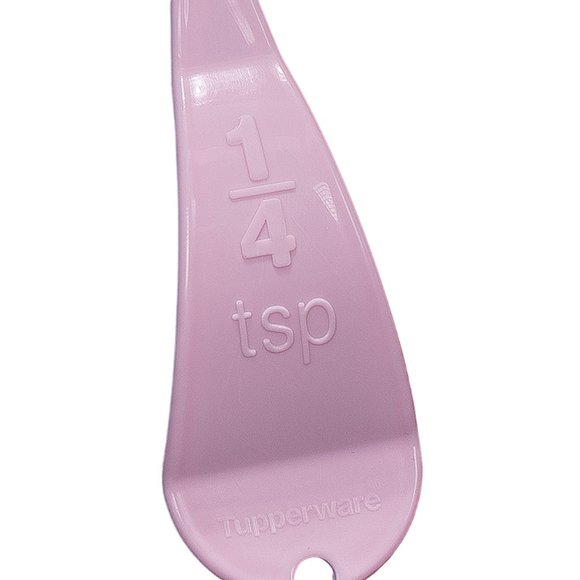 Tupperware 1/4 TSP Measuring Spoon Light Pink Embossed Curved 6145 Replacement - Picture 2 of 3